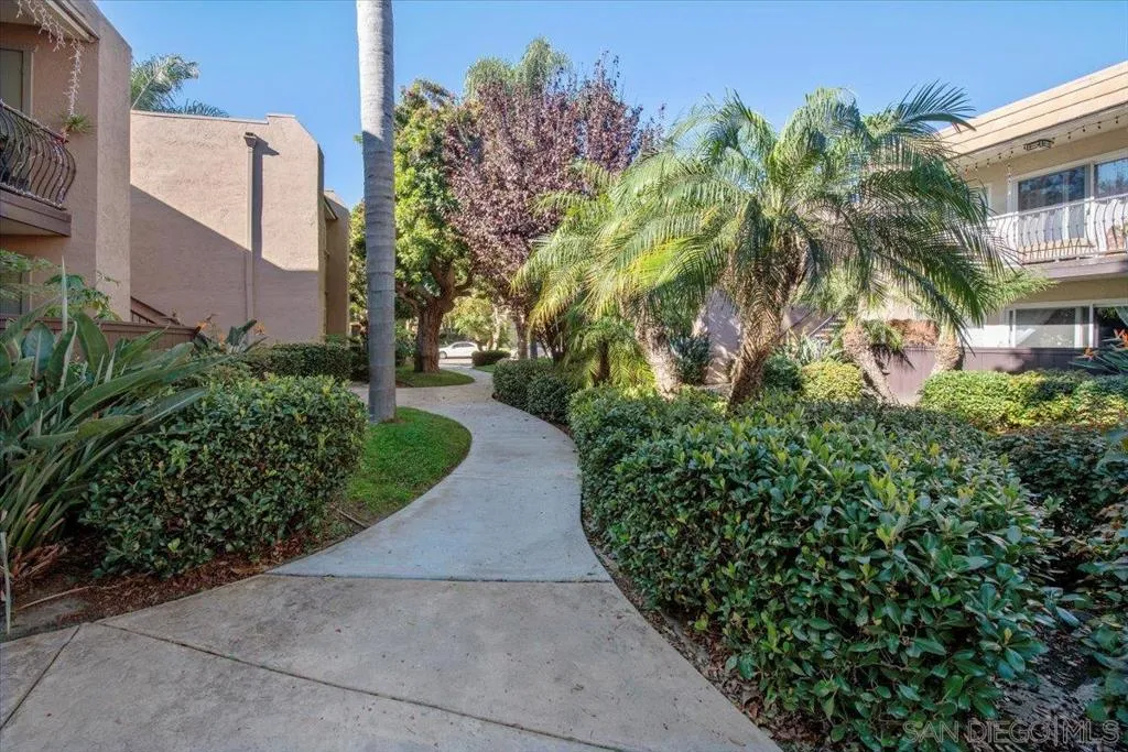 , Oceanside, California 92057 home-pic-17