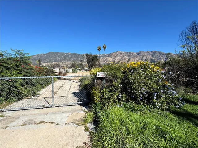 397 W Mendocino, Altadena, California 91001