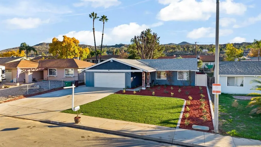 27485 Bancroft Way, Hemet, California 92544 home-pic-2