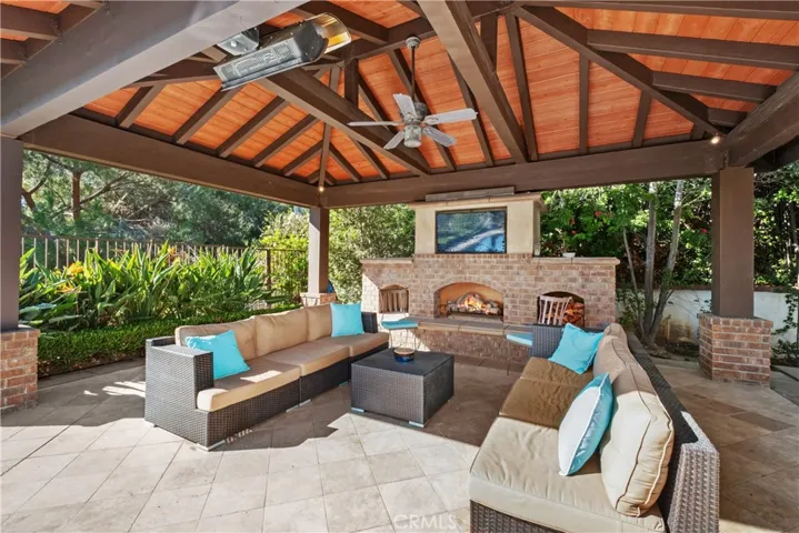 27422 Silver Creek Drive, San Juan Capistrano, California 92675