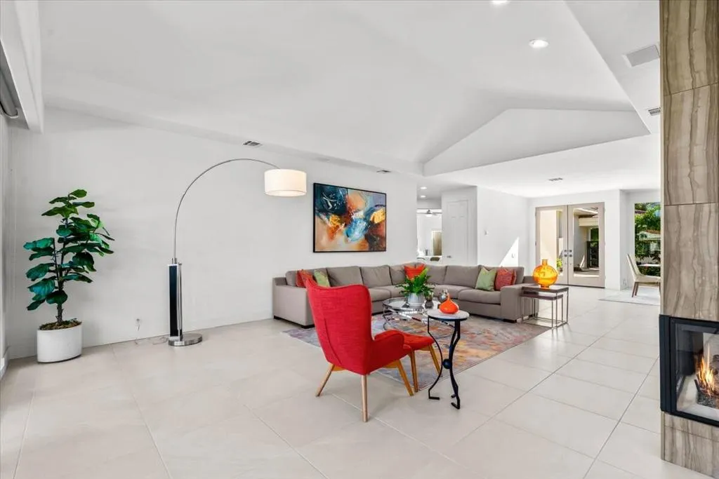 75396 Augusta Drive, Indian Wells, California 92210 home-pic-8