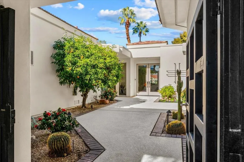 75396 Augusta Drive, Indian Wells, California 92210 home-pic-6