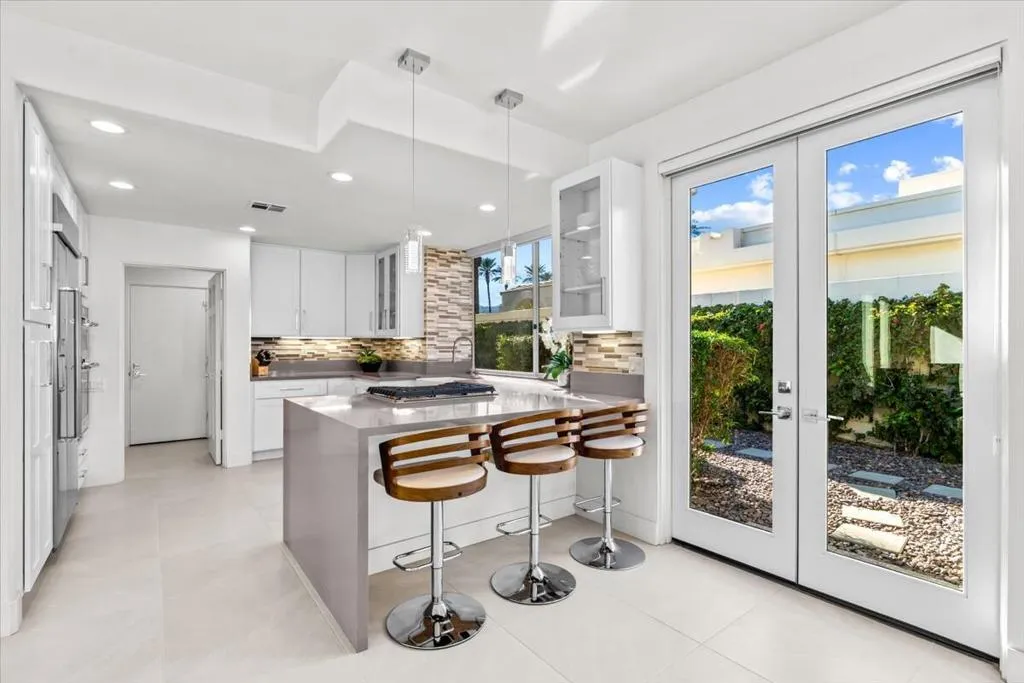 75396 Augusta Drive, Indian Wells, California 92210 home-pic-13