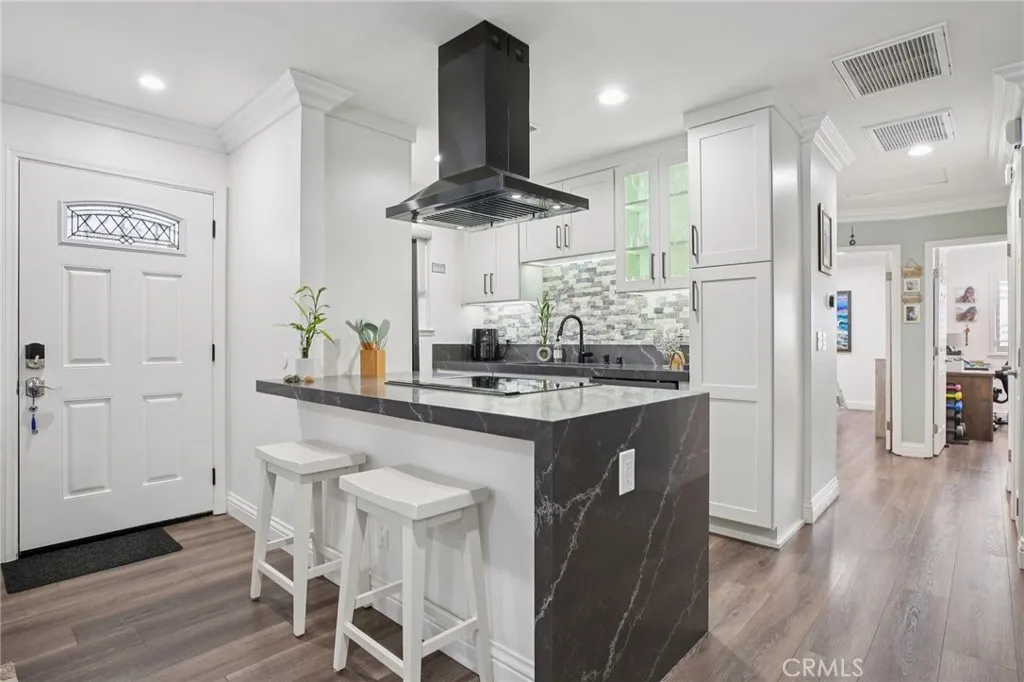 16407 De Anza, Huntington Beach, California 92649 home-pic-8