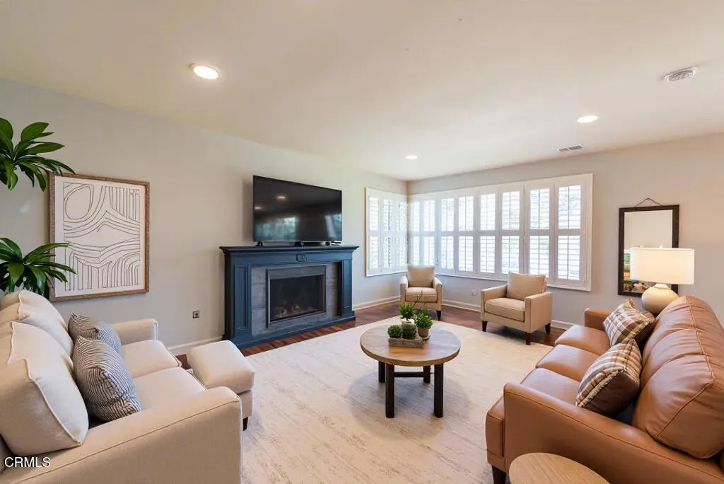 251 Asta Court, Thousand Oaks, California 91320 home-pic-3