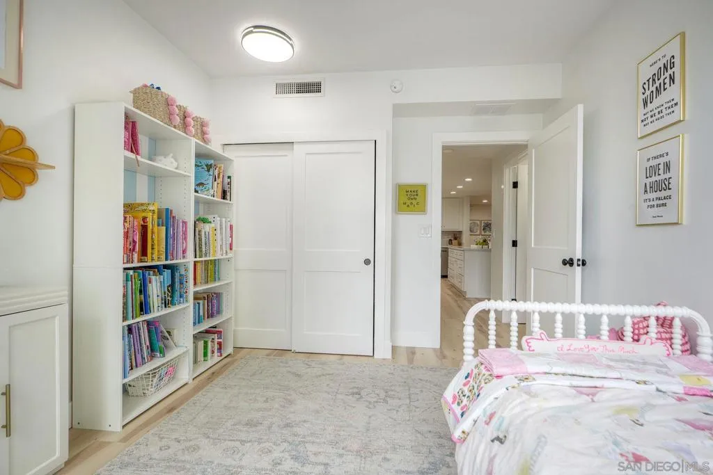 510 1st Ave 305, San Diego, California 92101 home-pic-22