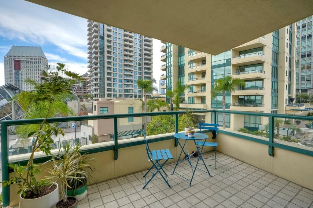 510 1st Ave 305, San Diego, California 92101 home-pic-7