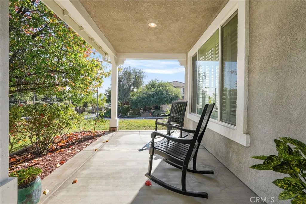 35987 Corte Renata, Murrieta, California 92562 home-pic-13