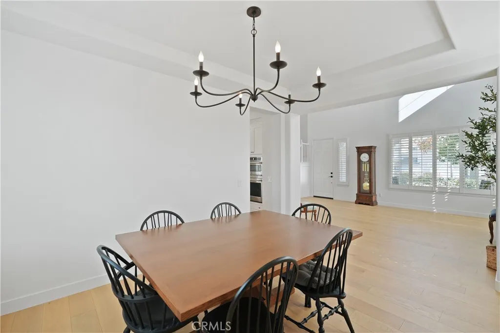 35987 Corte Renata, Murrieta, California 92562 home-pic-20