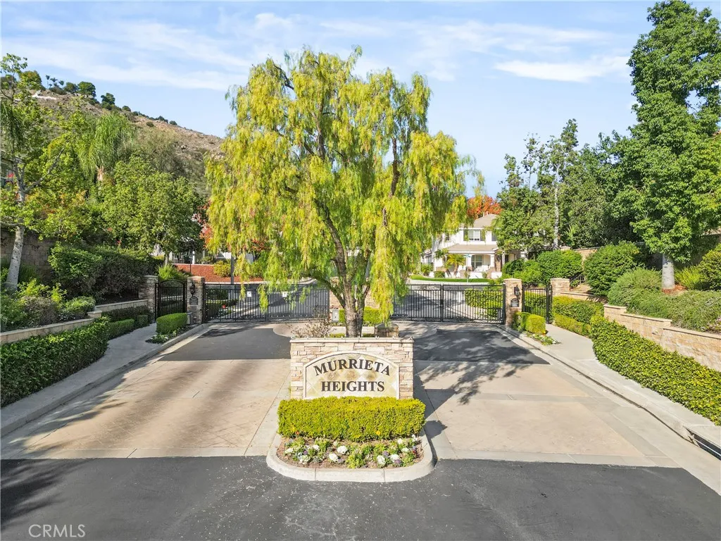 35987 Corte Renata, Murrieta, California 92562 home-pic-73