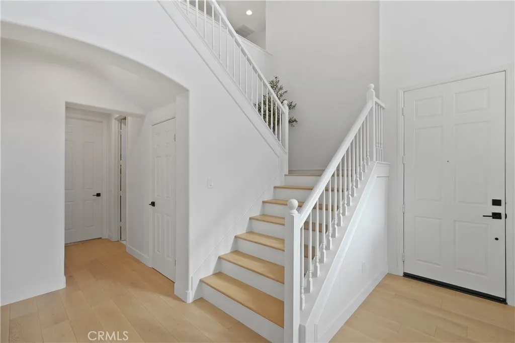 35987 Corte Renata, Murrieta, California 92562 home-pic-16