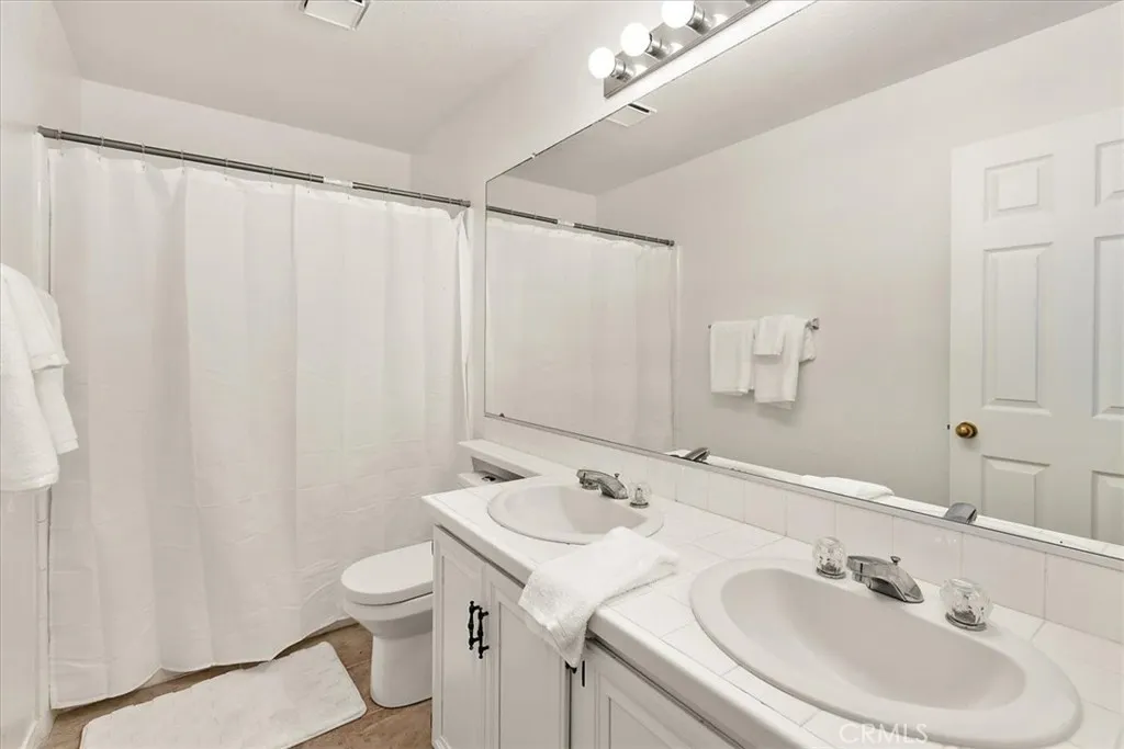 2985 Pembroke, Hemet, California 92545 home-pic-17
