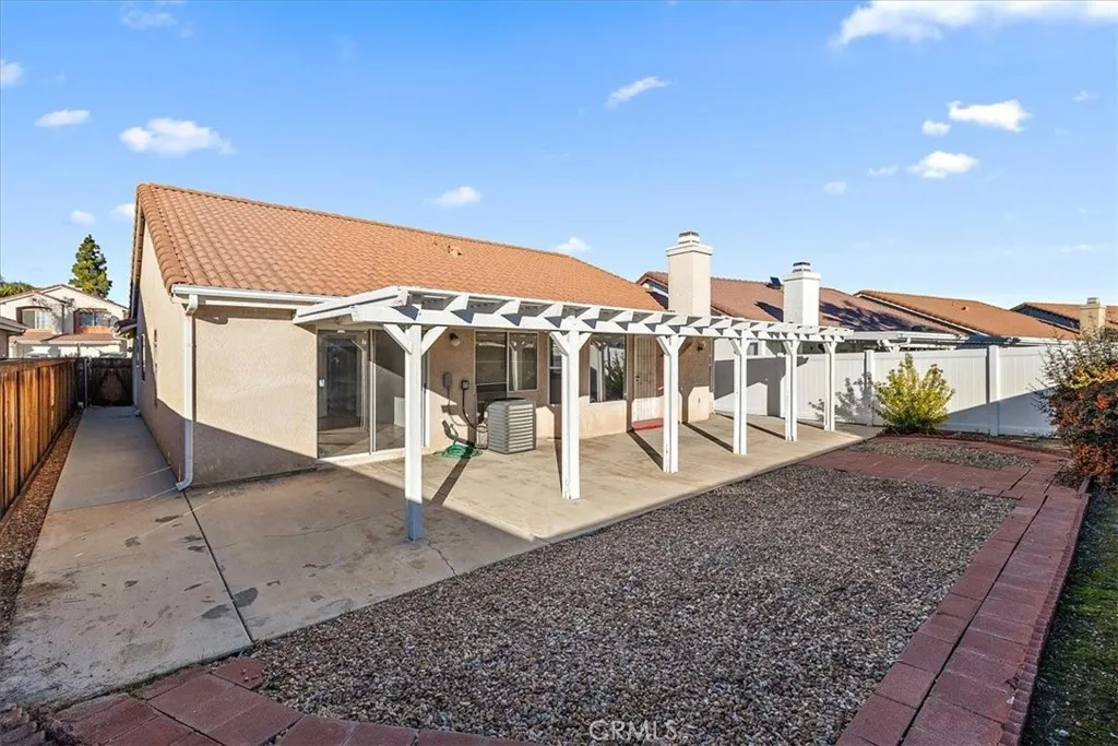 2985 Pembroke, Hemet, California 92545 home-pic-24