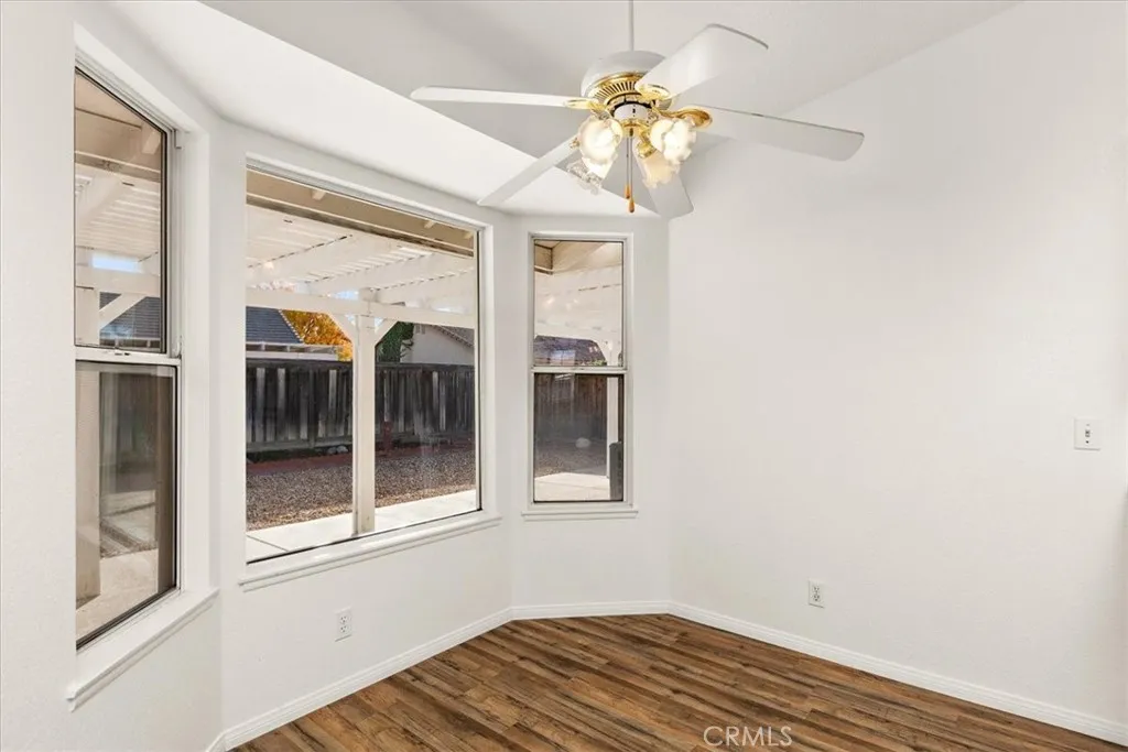 2985 Pembroke, Hemet, California 92545 home-pic-10