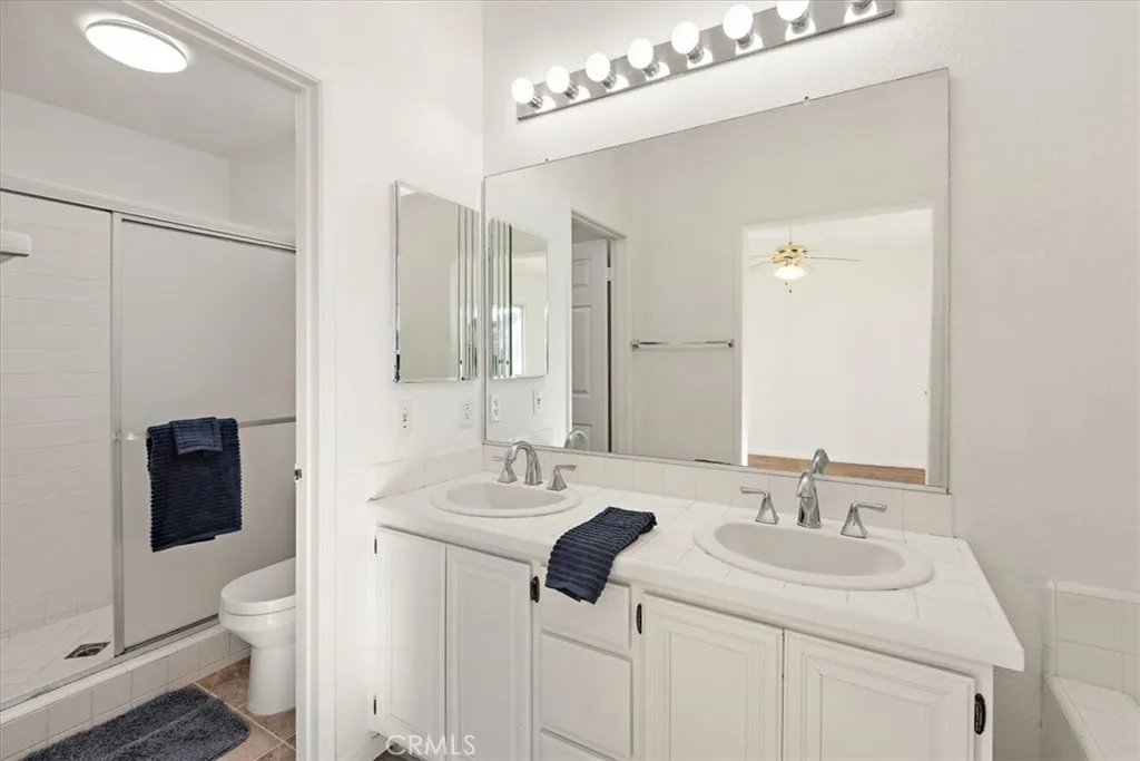 2985 Pembroke, Hemet, California 92545 home-pic-14