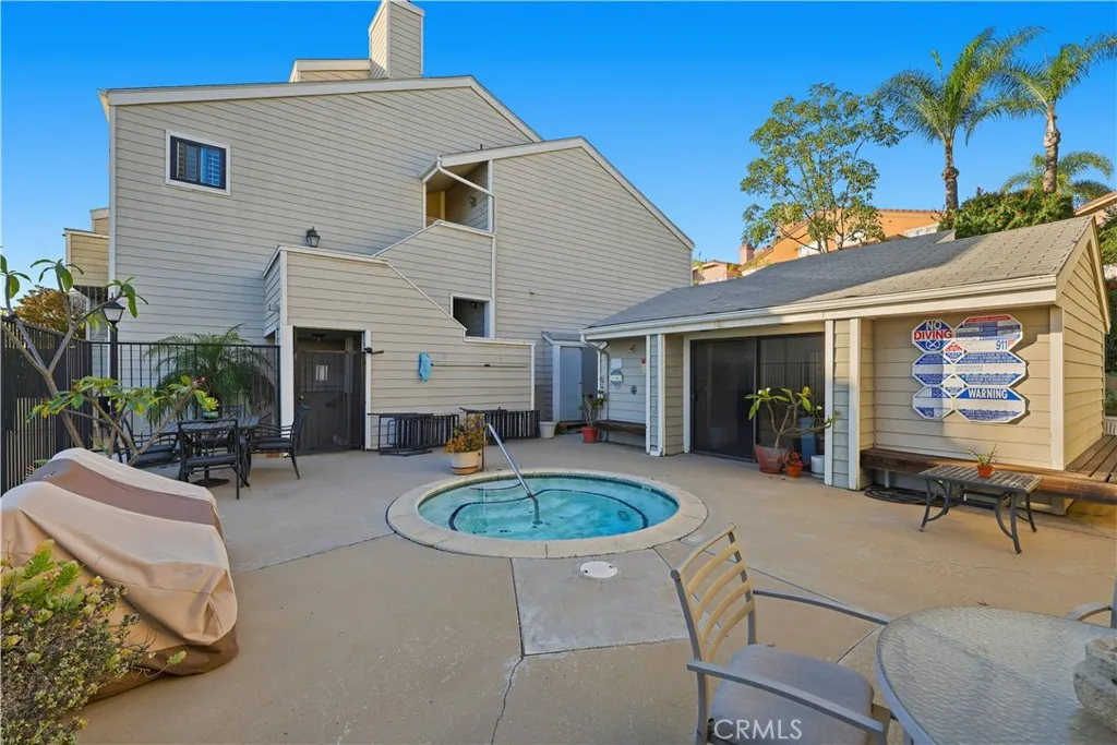 2051 Orizaba 1, Signal Hill, California 90755 home-pic-35
