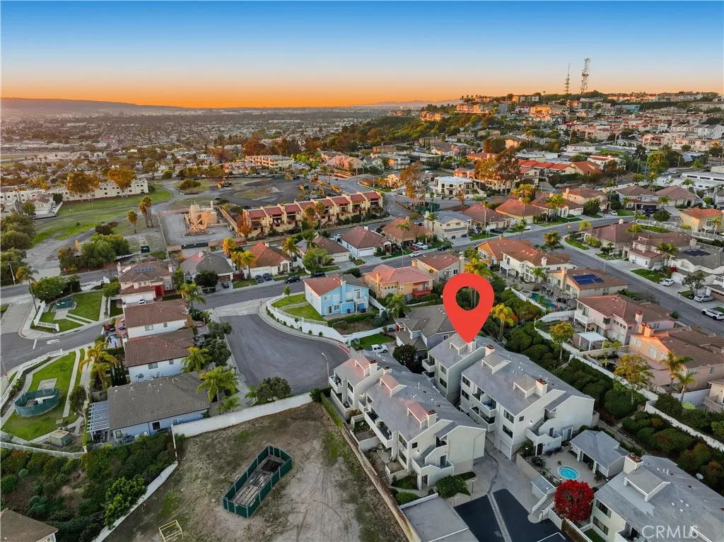 2051 Orizaba 1, Signal Hill, California 90755 home-pic-39