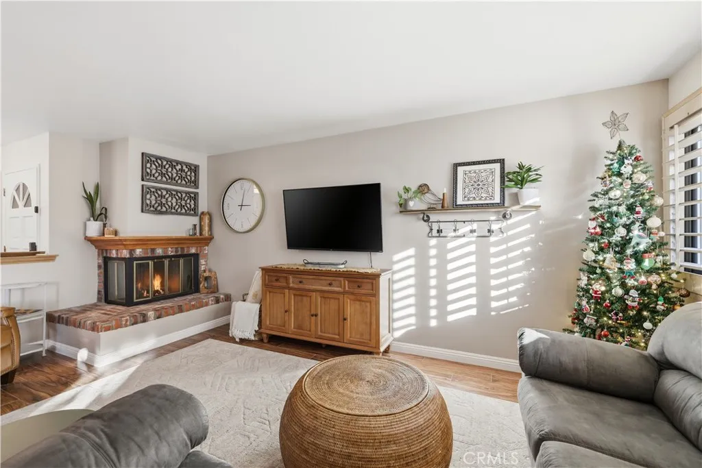 2051 Orizaba 1, Signal Hill, California 90755 home-pic-8