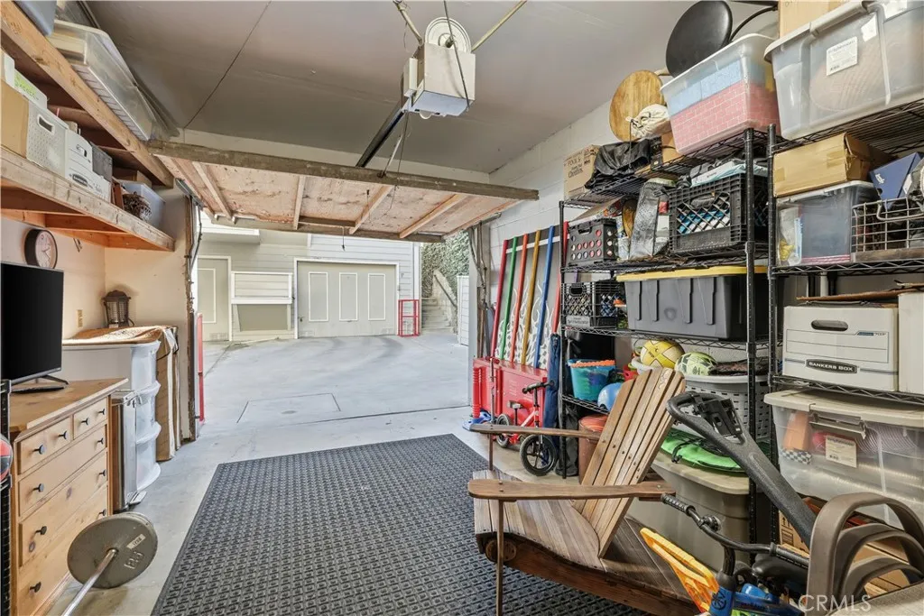 2051 Orizaba 1, Signal Hill, California 90755 home-pic-33