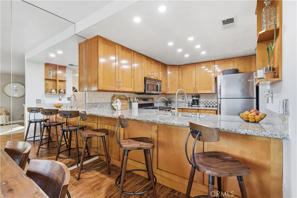 2051 Orizaba 1, Signal Hill, California 90755 home-pic-17