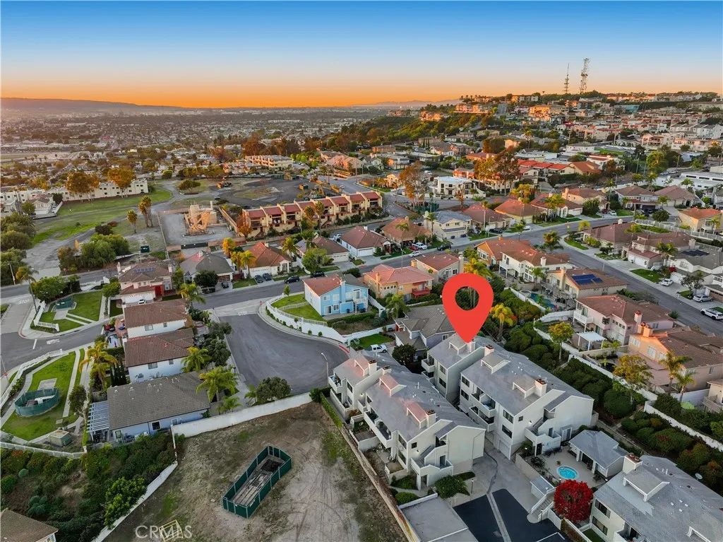 2051 Orizaba 1, Signal Hill, California 90755 home-pic-1