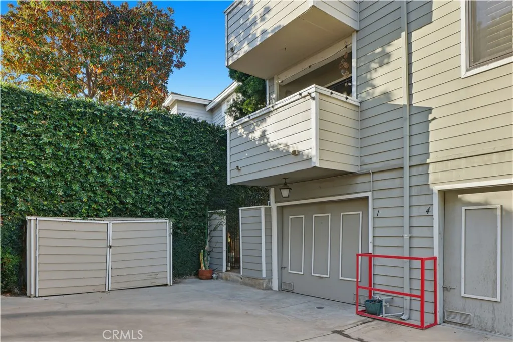 2051 Orizaba 1, Signal Hill, California 90755 home-pic-31