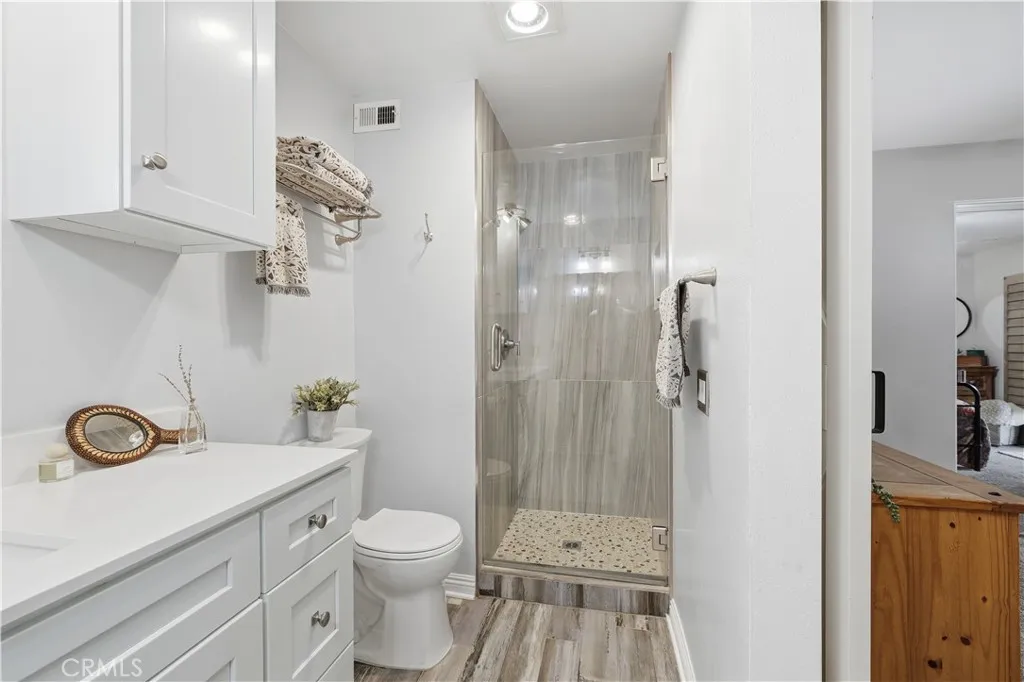 2051 Orizaba 1, Signal Hill, California 90755 home-pic-27