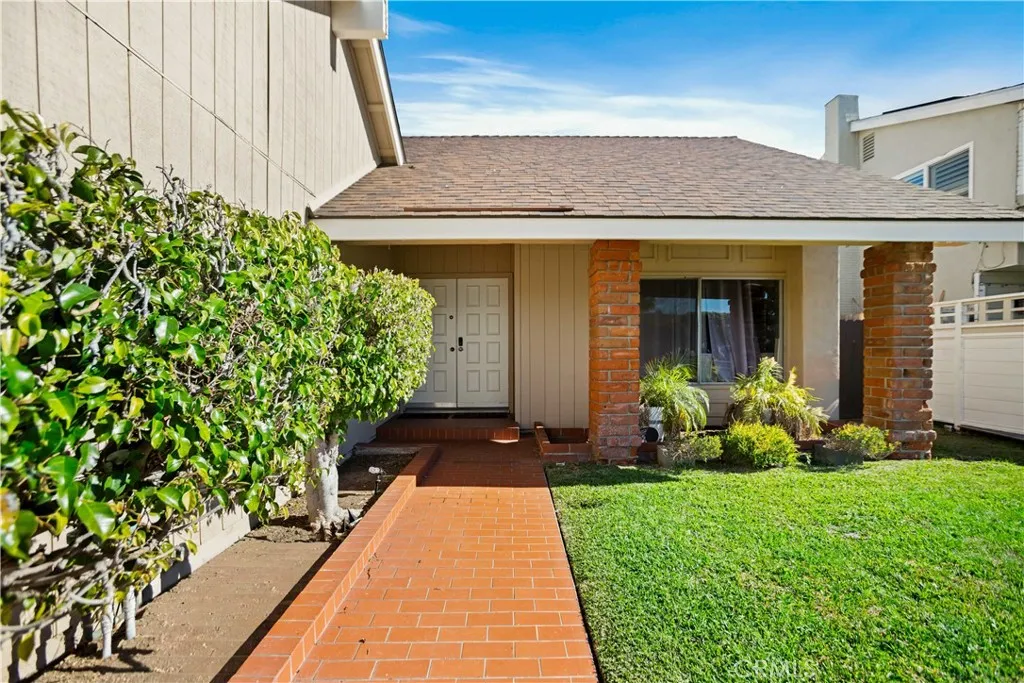 19782 Felcliff, Huntington Beach, California 92646 home-pic-2