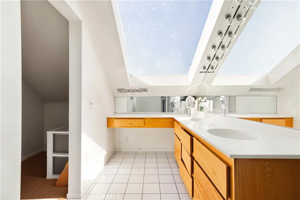 19782 Felcliff, Huntington Beach, California 92646 home-pic-16