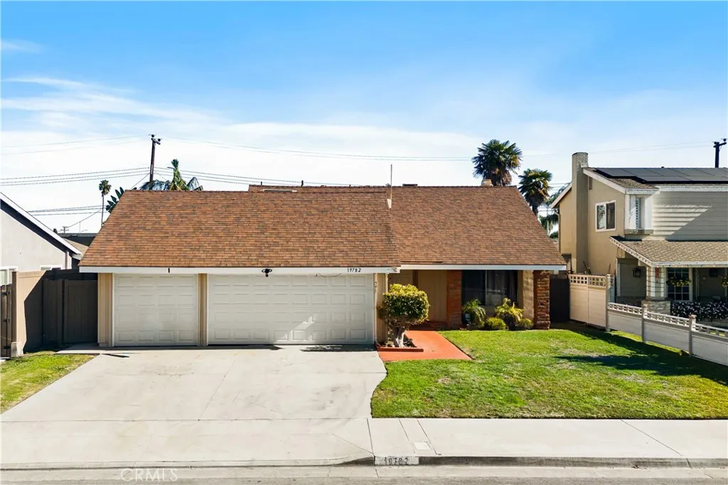 19782 Felcliff, Huntington Beach, California 92646 home-pic-0