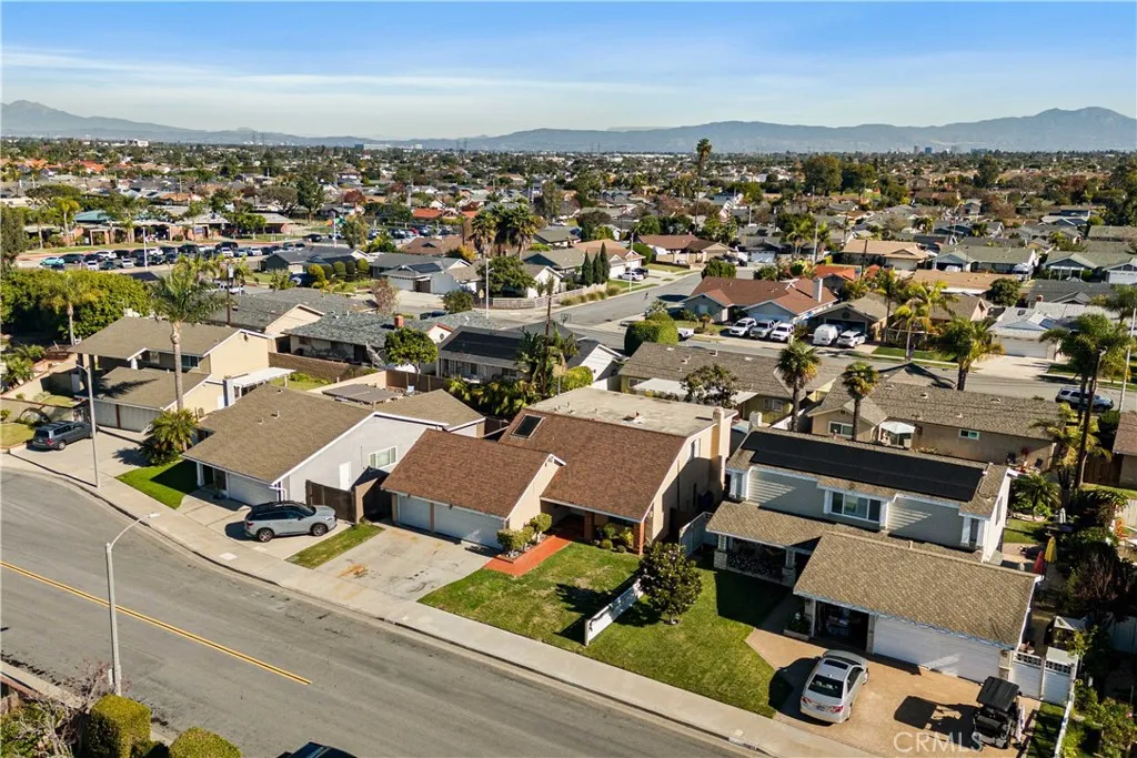 19782 Felcliff, Huntington Beach, California 92646 home-pic-20