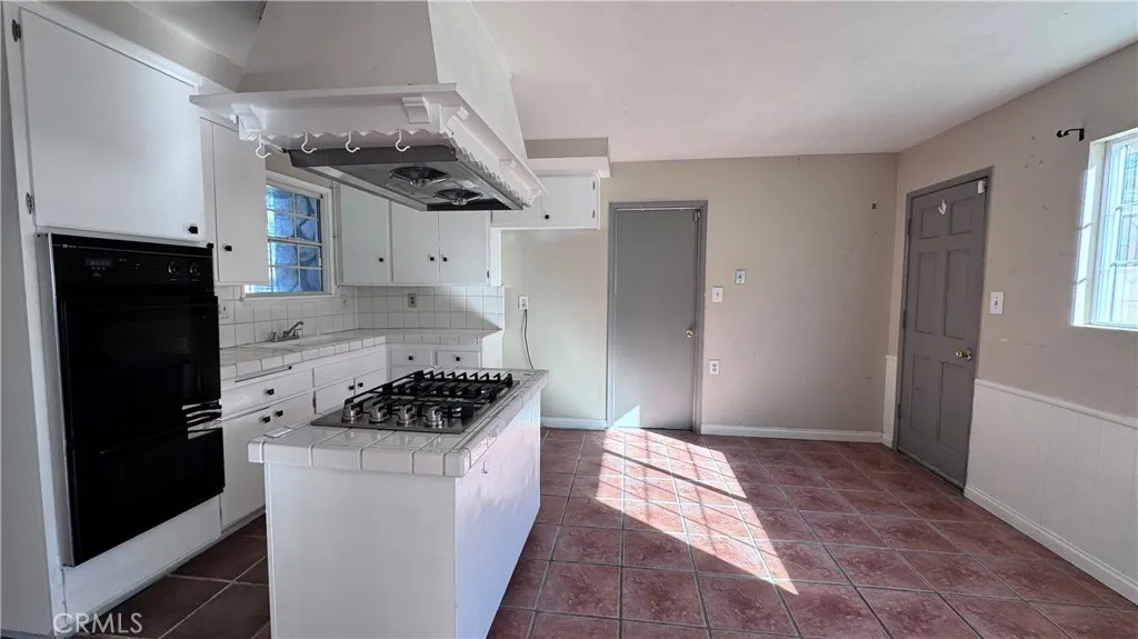 2705 Dione Way, Rowland Heights, California 91748 home-pic-2