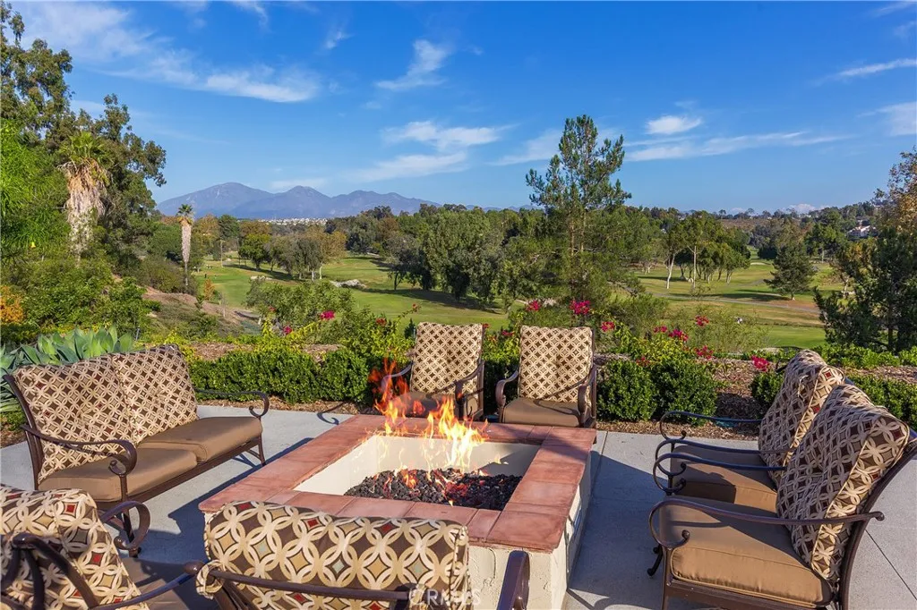 27865 Espinoza, Mission Viejo, California 92692 home-pic-16