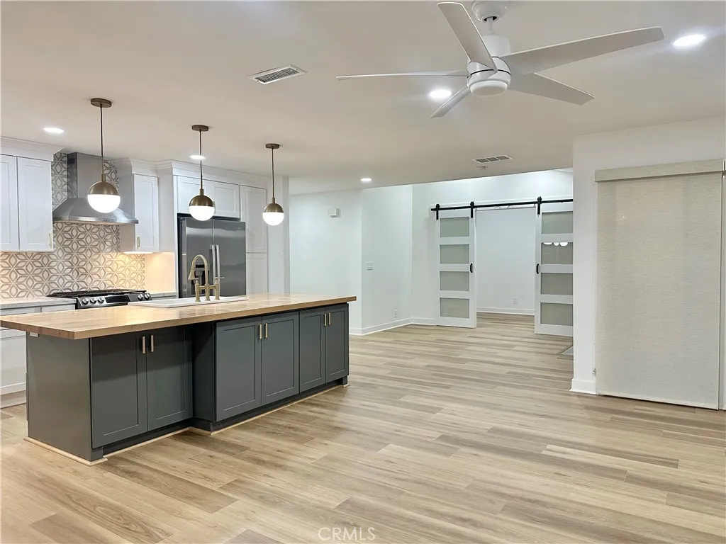 27865 Espinoza, Mission Viejo, California 92692 home-pic-2