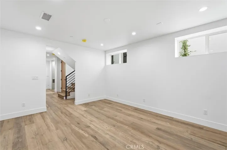 playroom, yoga room?