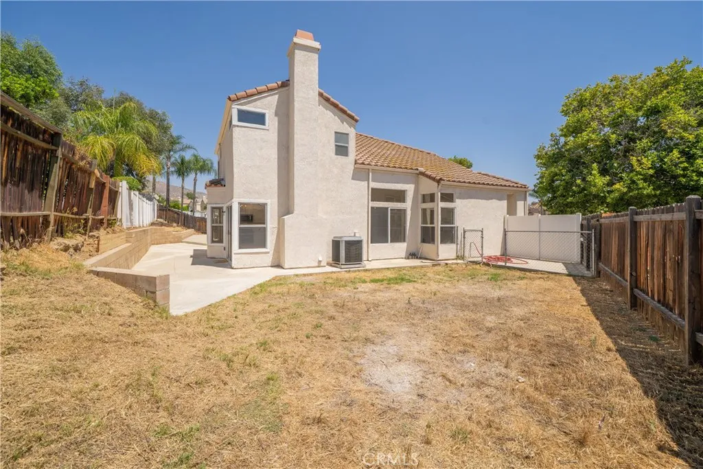 23760 Timber Bluff Court, Moreno Valley, California 92557 home-pic-27