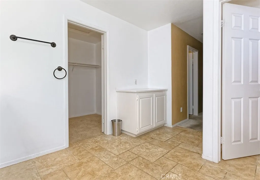 12380 Domingo, Victorville, California 92392 home-pic-35