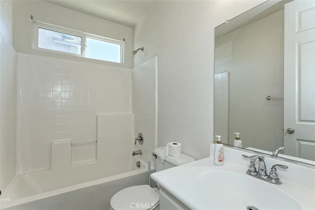 12380 Domingo, Victorville, California 92392 home-pic-8