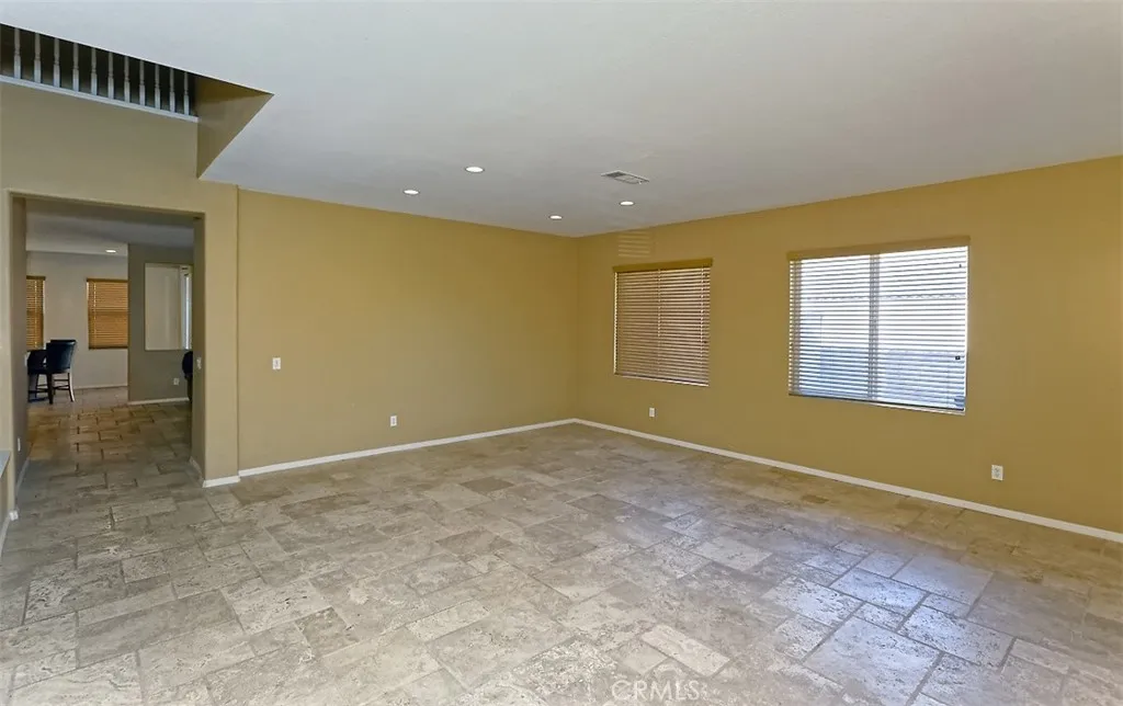 12380 Domingo, Victorville, California 92392 home-pic-12