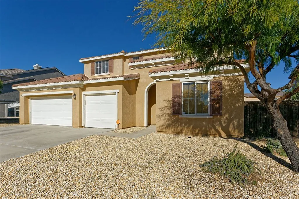 12380 Domingo, Victorville, California 92392 home-pic-2
