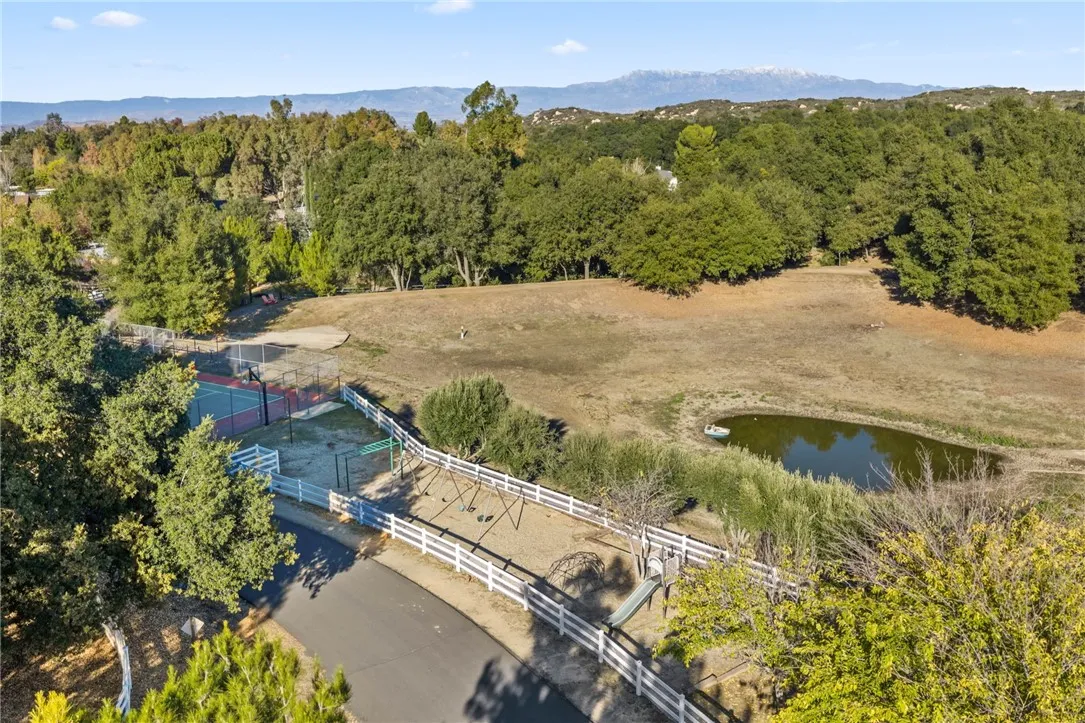 17705 Rodeo Road, Lake Elsinore, California 92530 home-pic-54