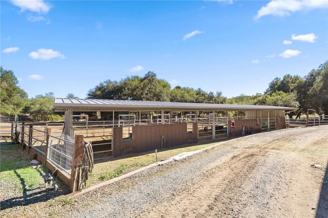 5 Pipe Stalls