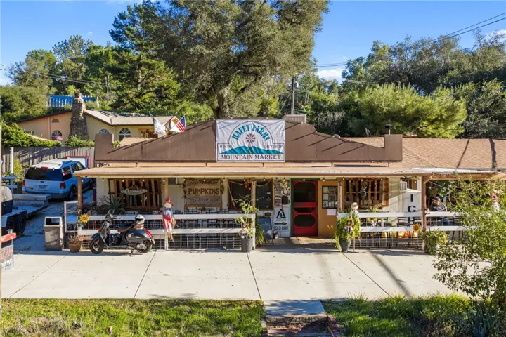 Country Store