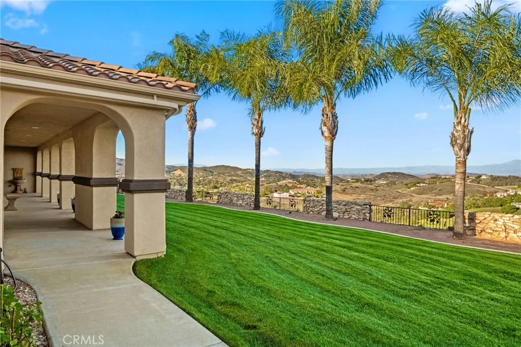 40055 Valle Vista, Murrieta, California 92562 home-pic-8
