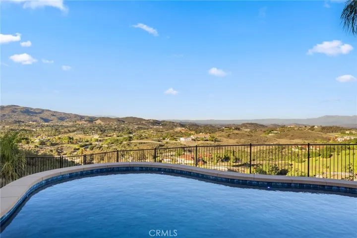 40055 Valle Vista, Murrieta, California 92562