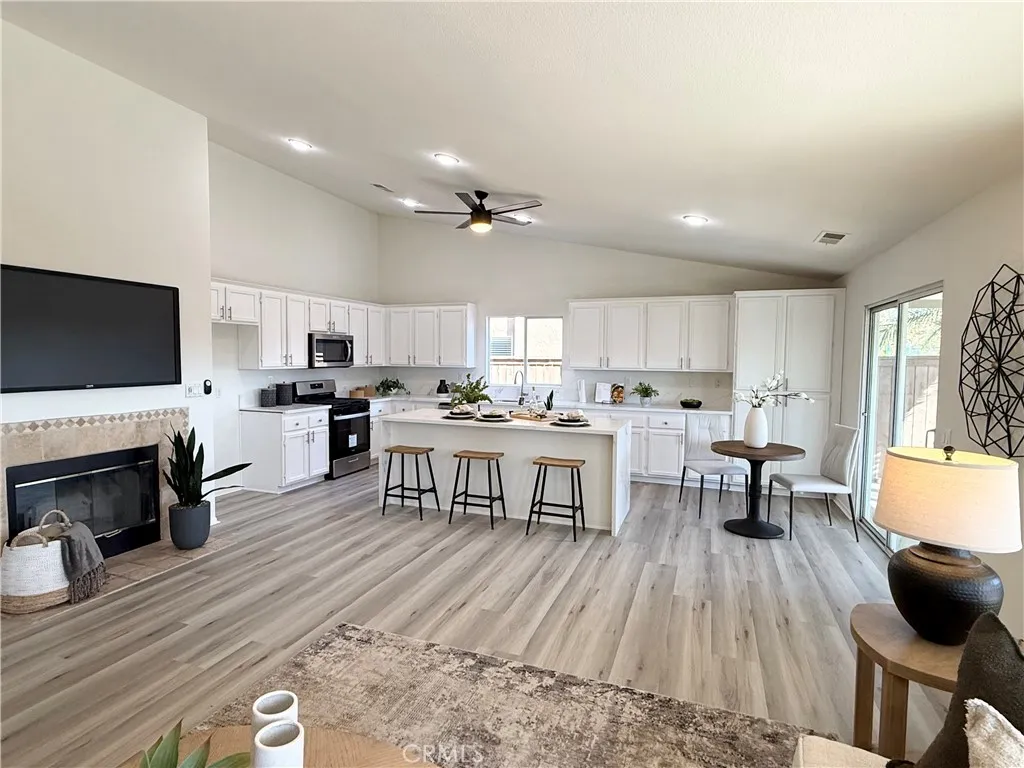 25491 Mountain Springs, Menifee, California 92584 home-pic-10