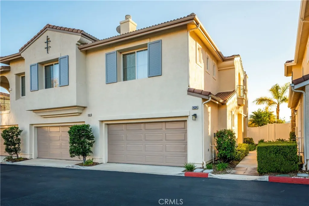 24332 Lorenzo, Valencia, California 91355 home-pic-0