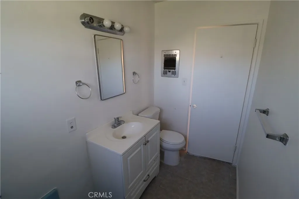 15317 Carfax, Bellflower, California 90706 home-pic-24
