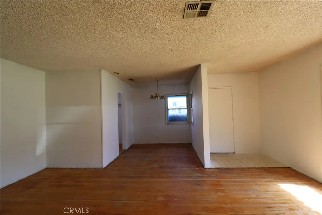 15317 Carfax, Bellflower, California 90706 home-pic-10