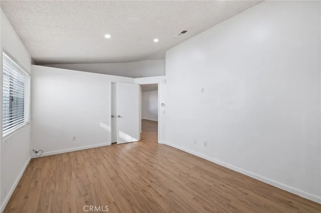 310 S Paulsen, Compton, California 90220 home-pic-39